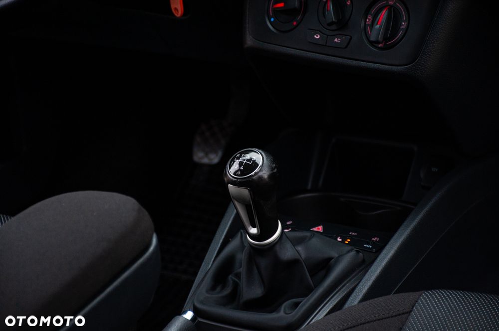 Seat Ibiza 1.6 16V Sport Edition - 23