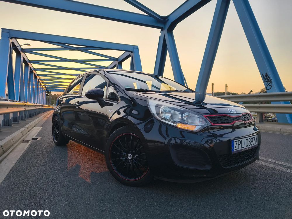 Kia Rio 1.4 M - 5