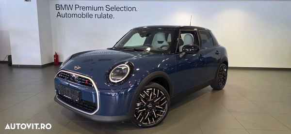 Mini Cooper S Favoured Trim