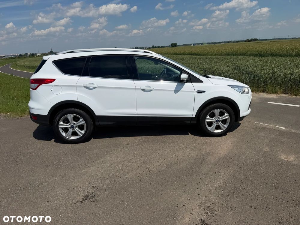 Ford Kuga - 4