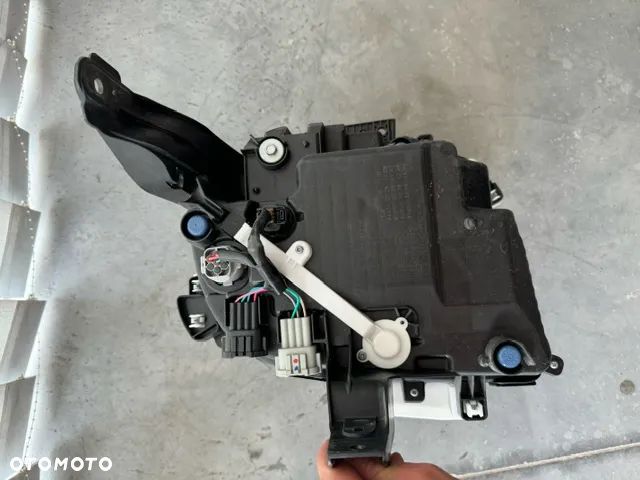 Lampa Mitsubishi outlander Led 2023/2024 lewa uzywana - 4