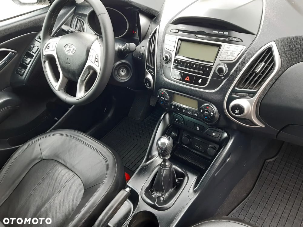 Hyundai ix35 2.0 CRDi Premium 2WD - 21