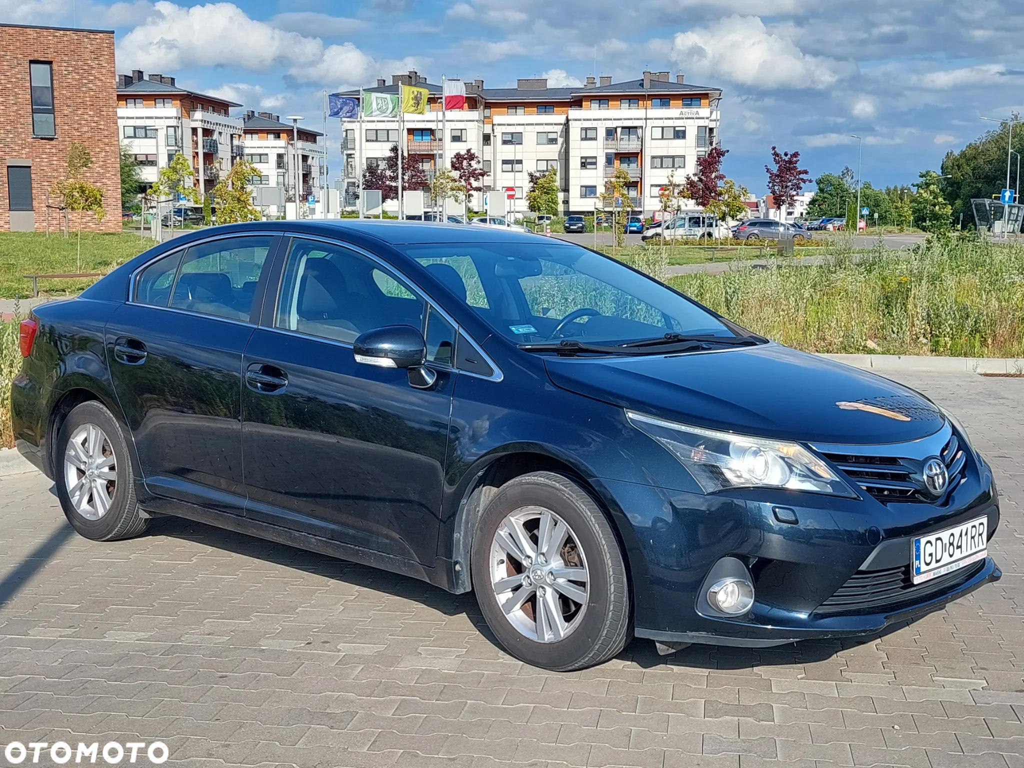 Toyota Avensis 1.8 Active - 12