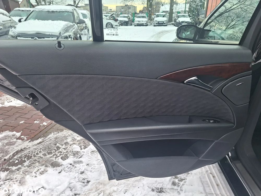 Mercedes-Benz Klasa E 220 CDI Classic DPF - 12