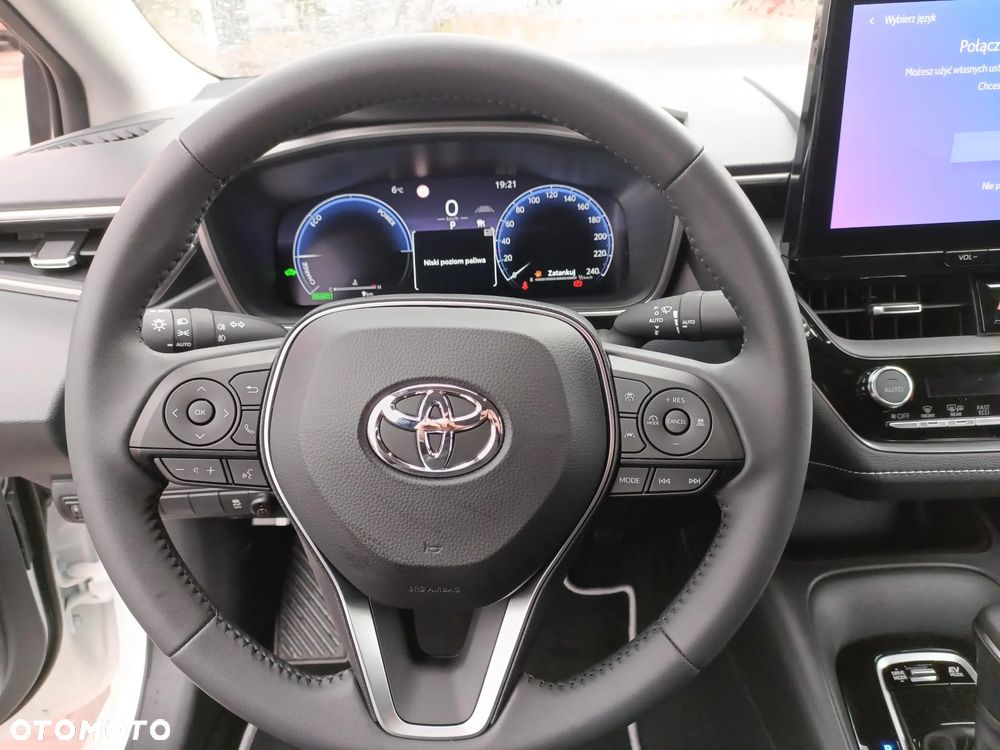 Toyota Corolla 1.8 Hybrid Comfort - 17
