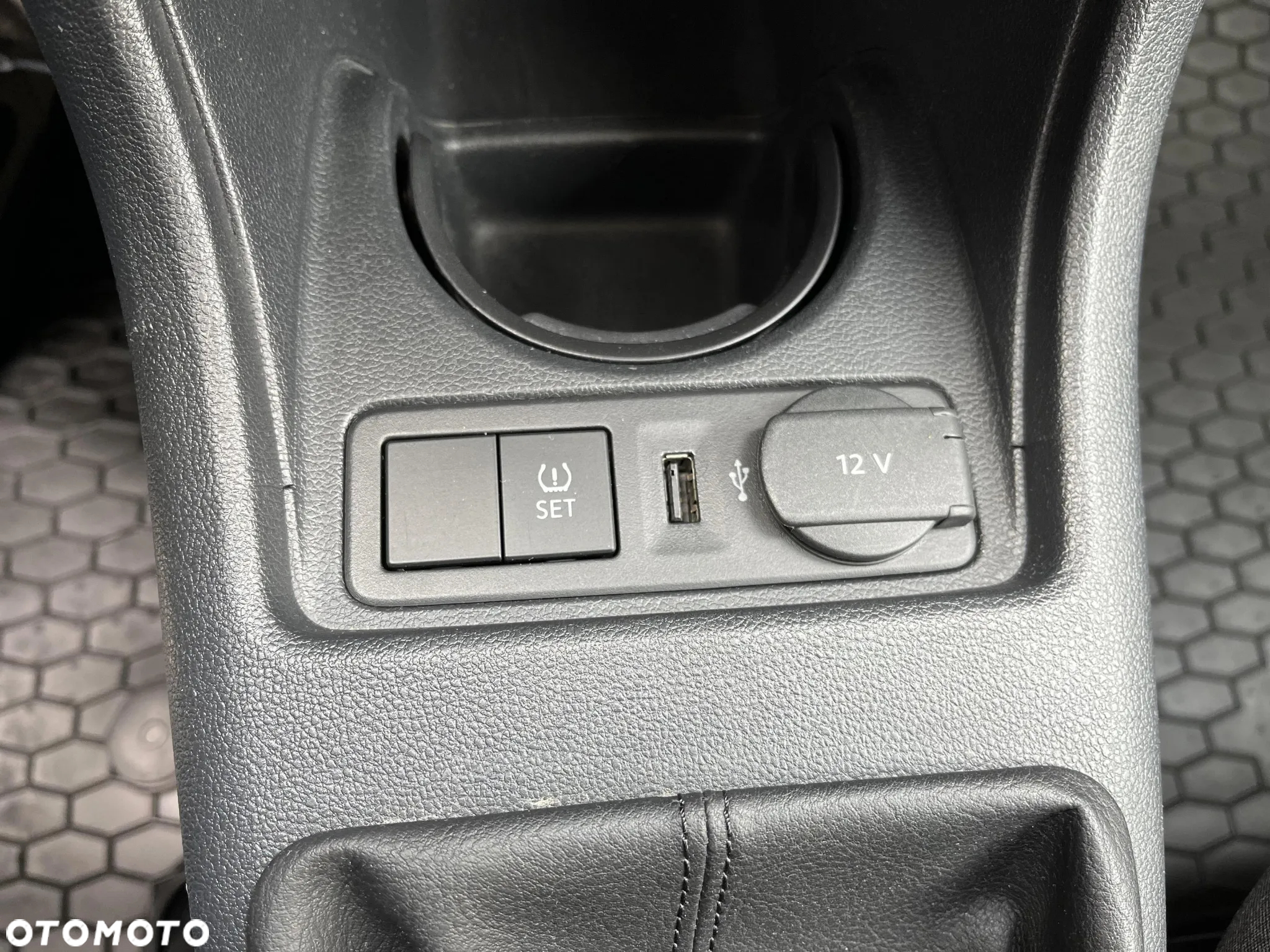 Volkswagen up! 1.0 move - 26
