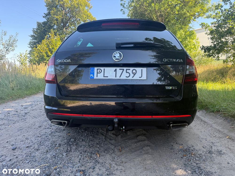 Skoda Octavia 2.0 TDI RS Challenge DSG - 11