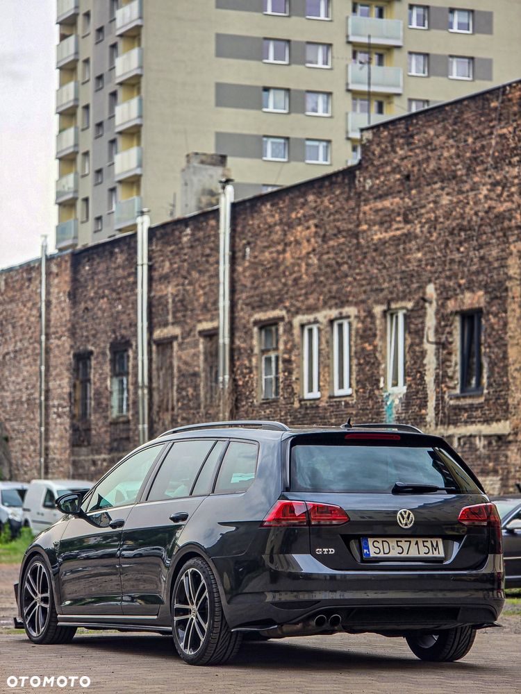 Volkswagen Golf 2.0 TDI BMT GTD DSG - 2