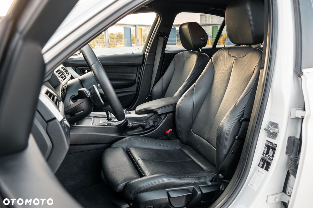 BMW Seria 3 - 10