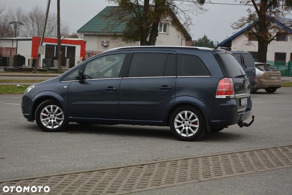 Opel Zafira - 14