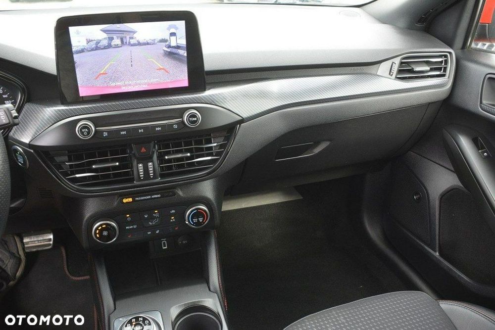Ford Focus - 24