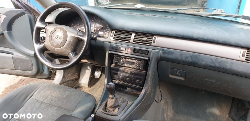 Audi A6 Limousine 2.4 - 9