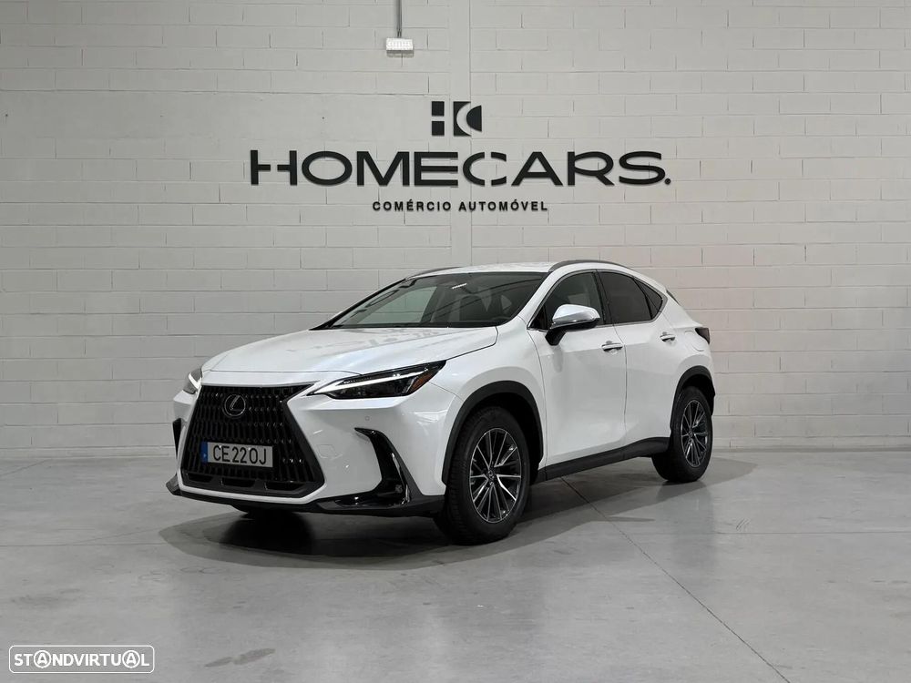 Lexus NX 450h+ Executive - 8