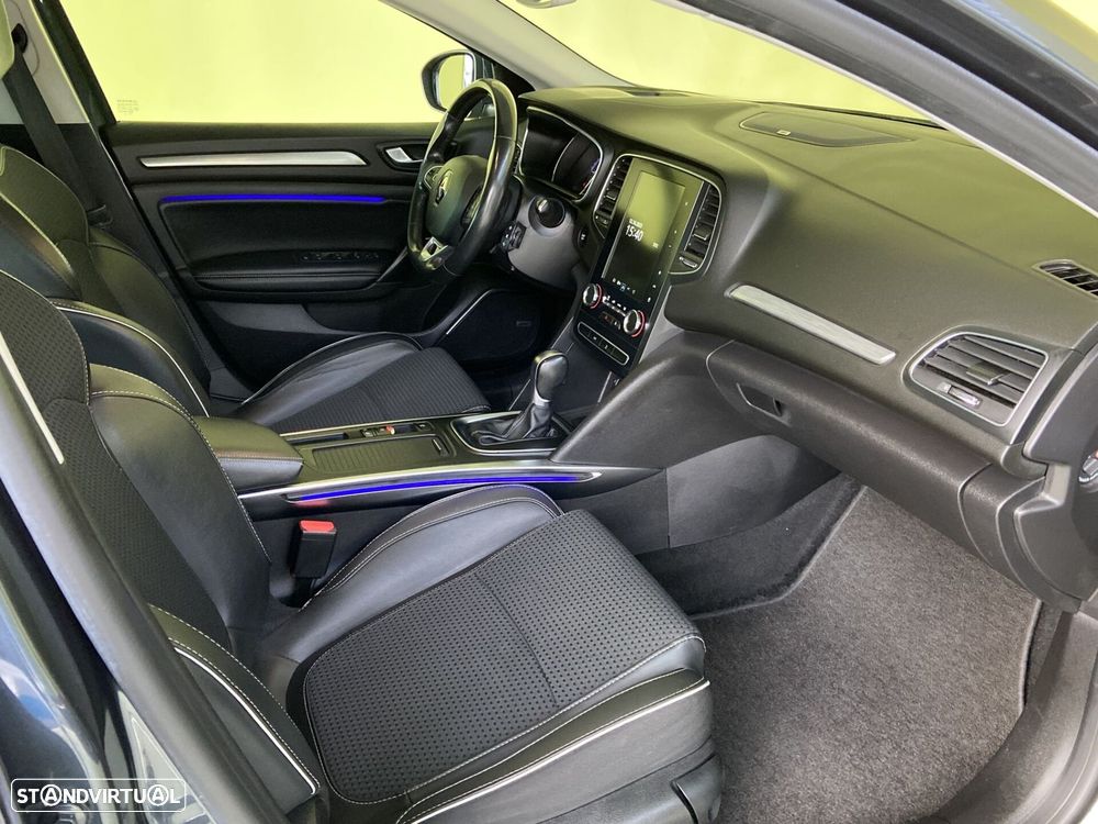 Renault Mégane Sport Tourer 1.5 Blue dCi Bose Edition EDC - 10