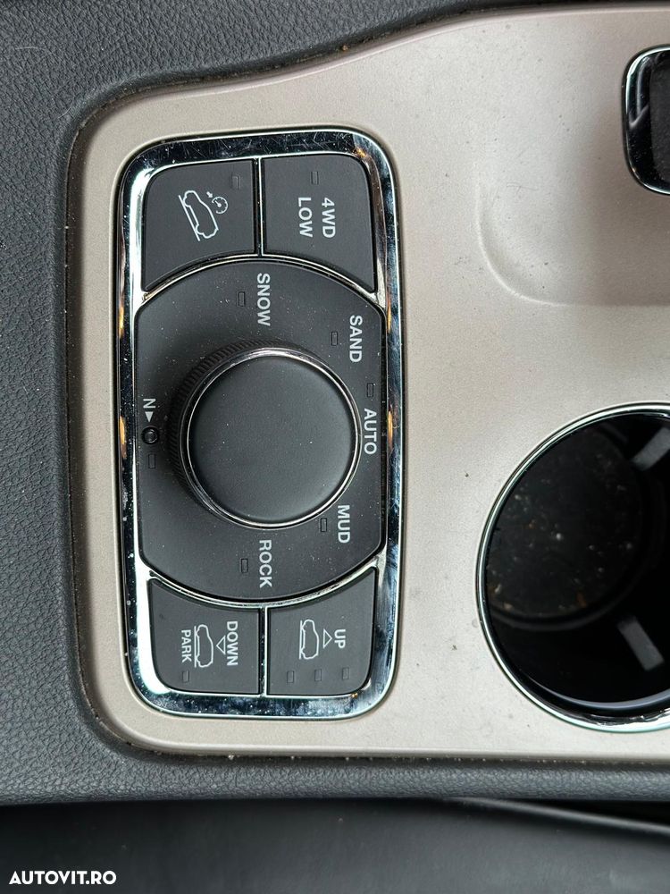 Jeep Grand Cherokee 3.0 TD AT Overland - 9