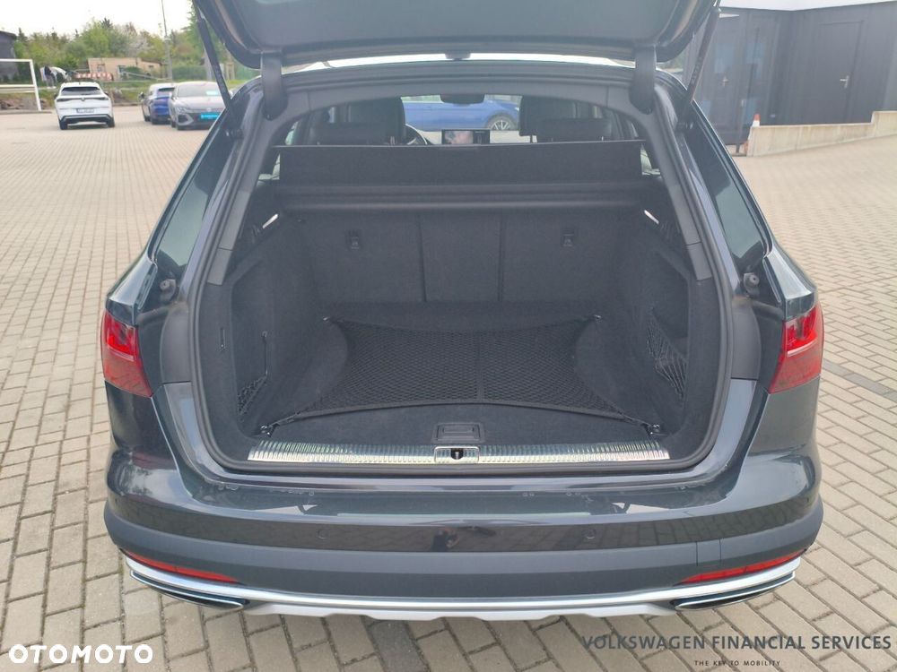 Audi A4 Allroad - 12