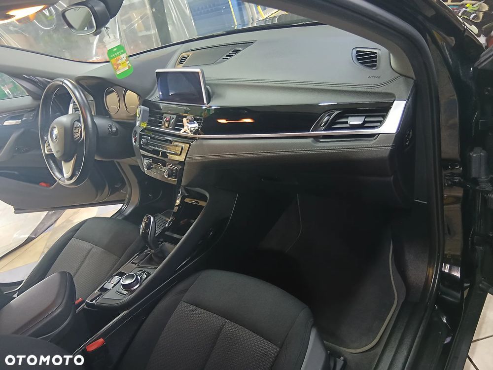 BMW X2 sDrive18i Advantage - 9