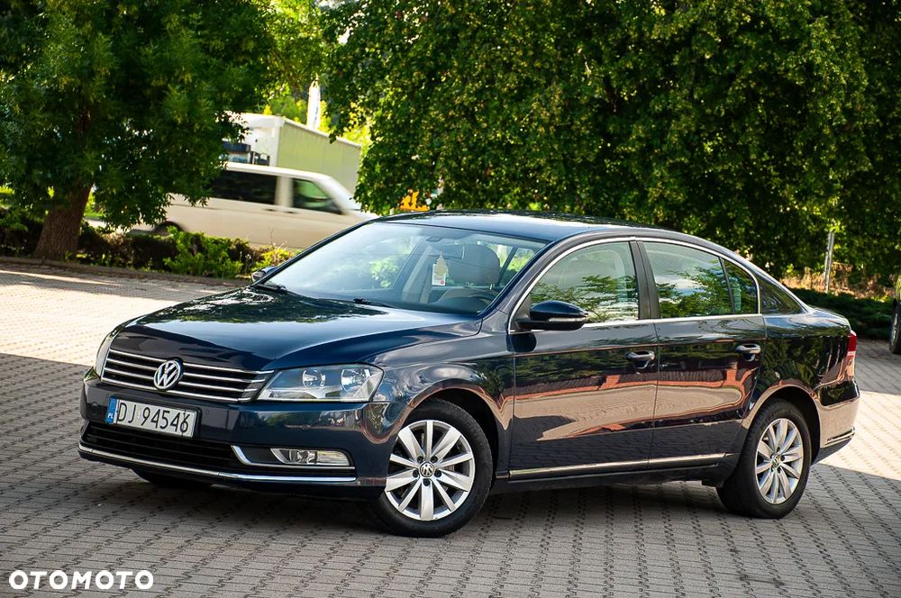 Volkswagen Passat 2.0 TDI Comfortline - 8