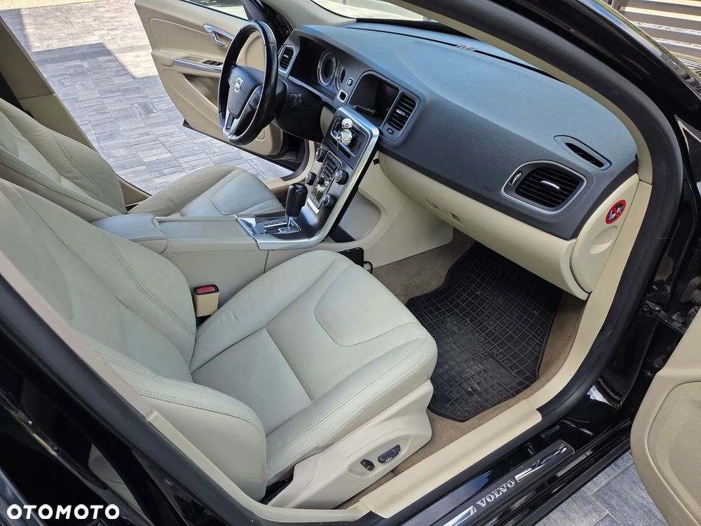 Volvo S60 - 22