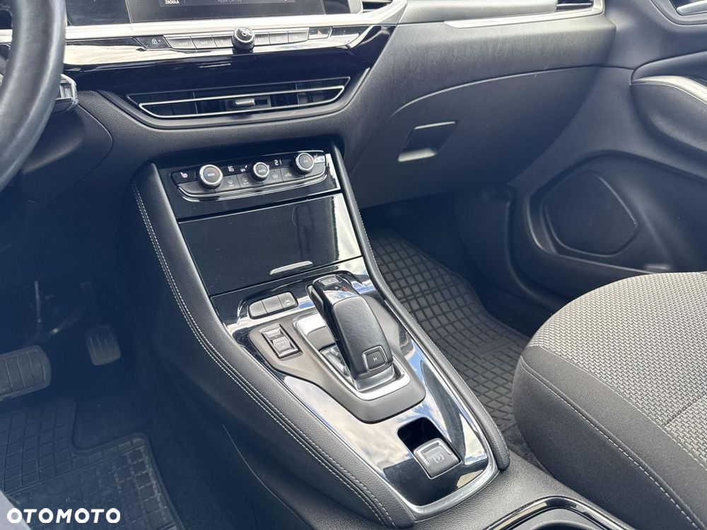 Opel Grandland X - 16