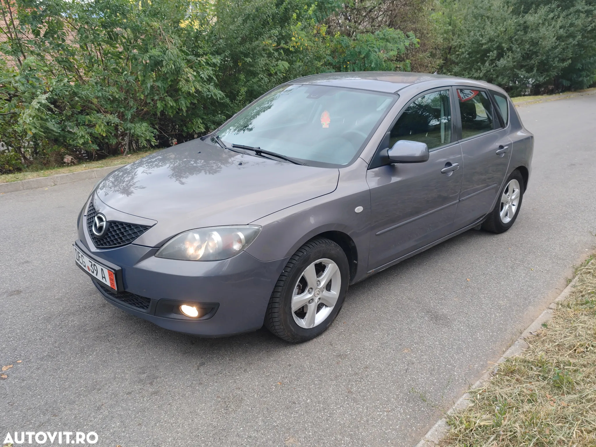 Volkswagen Polo 1.6 TDI Comfortline - 5