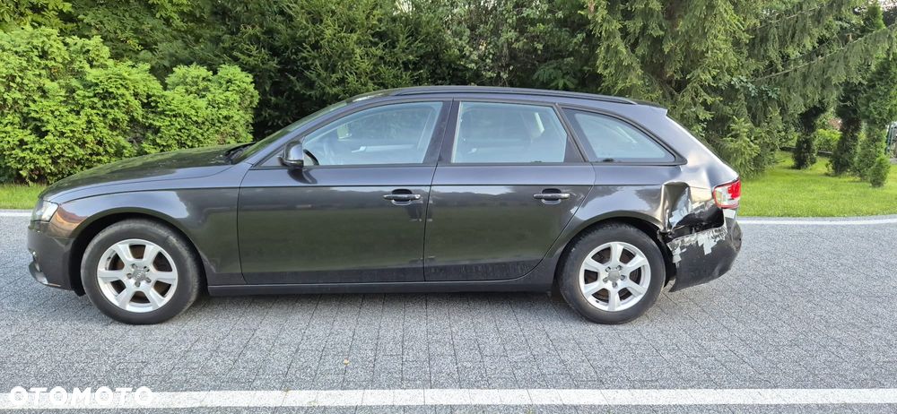 Audi A4 Avant 2.0 TDI DPF Ambiente - 2