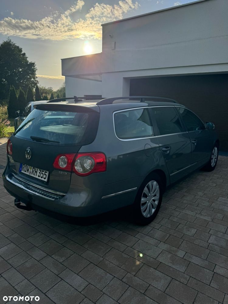 Volkswagen Passat 2.0 TDI Individual - 15