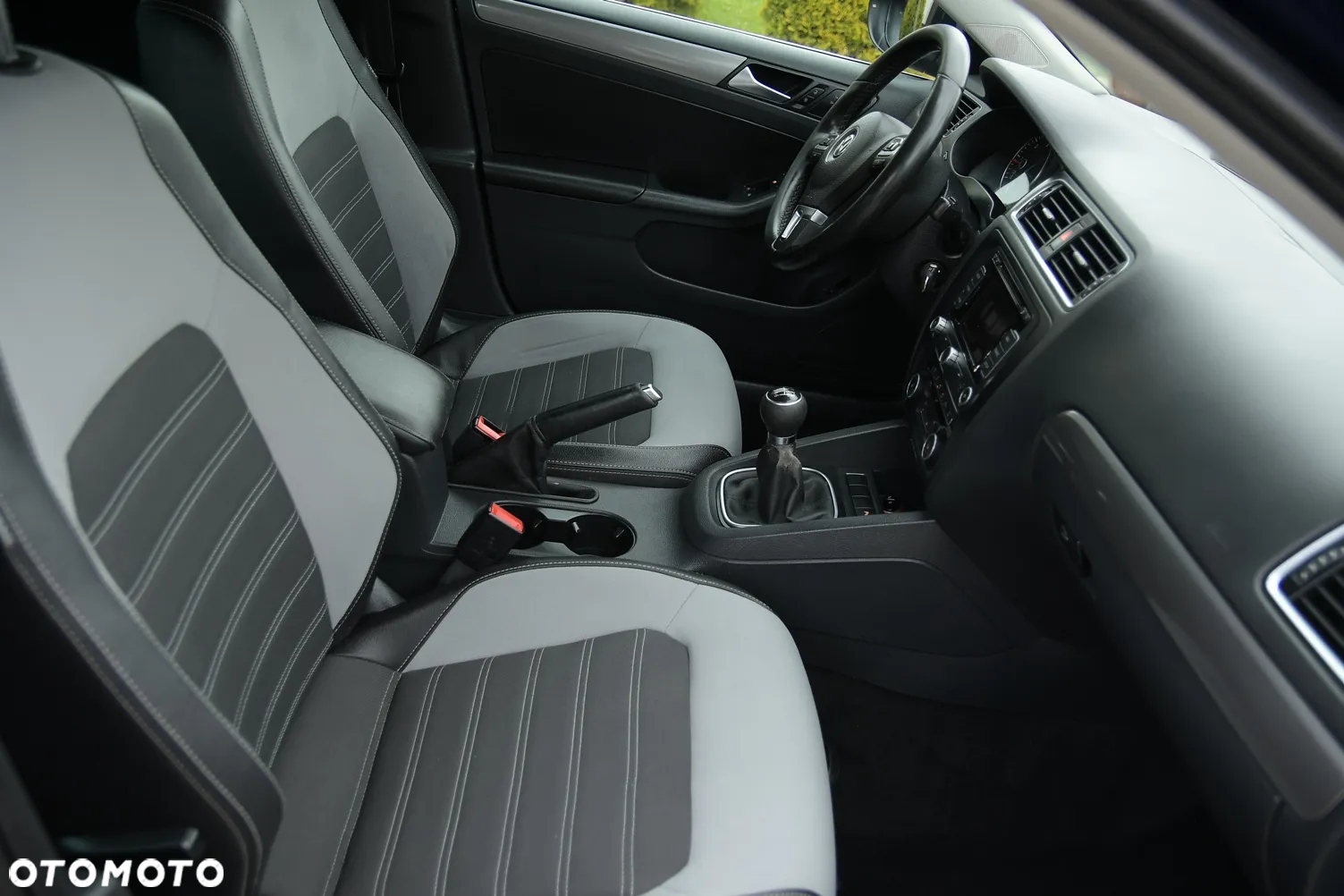 Volkswagen Jetta - 19