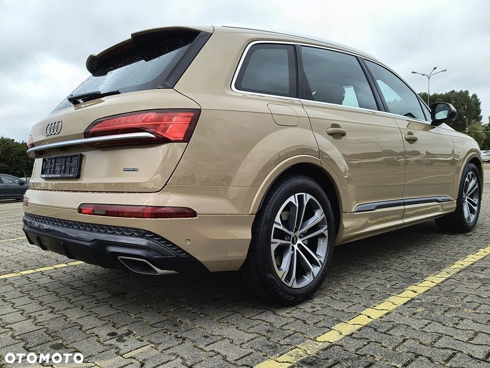 Audi Q7 - 9