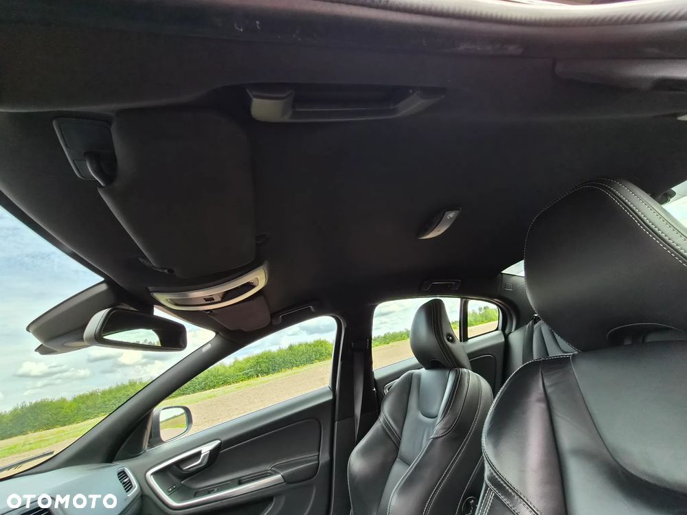 Volvo S60 D4 Drive-E Summum - 31