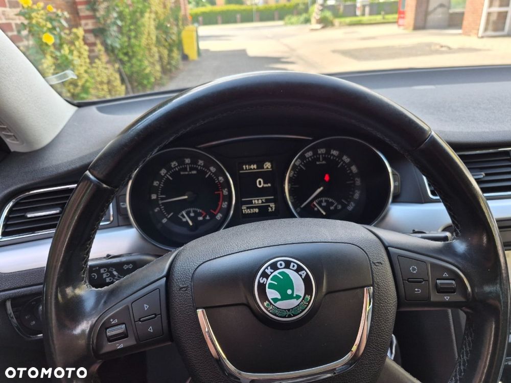 Skoda Superb - 18
