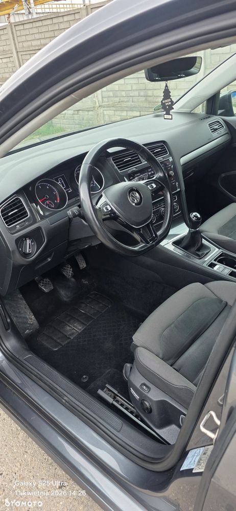 Volkswagen Golf 1.6 TDI BMT Comfortline - 8
