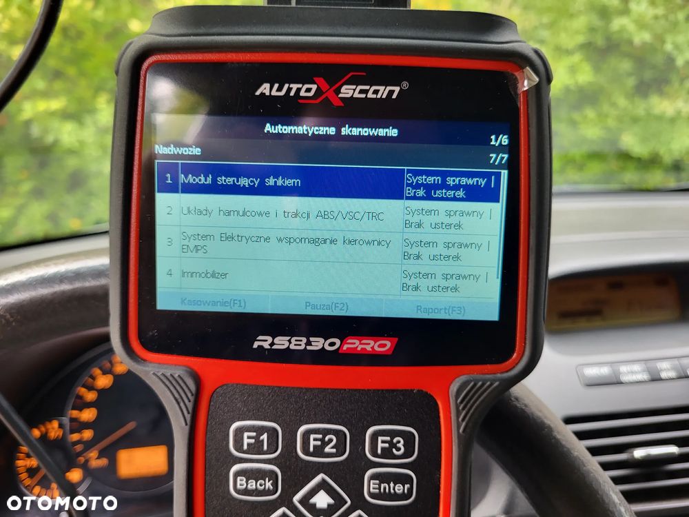 Toyota Avensis 1.6 VVT-i Luna - 13