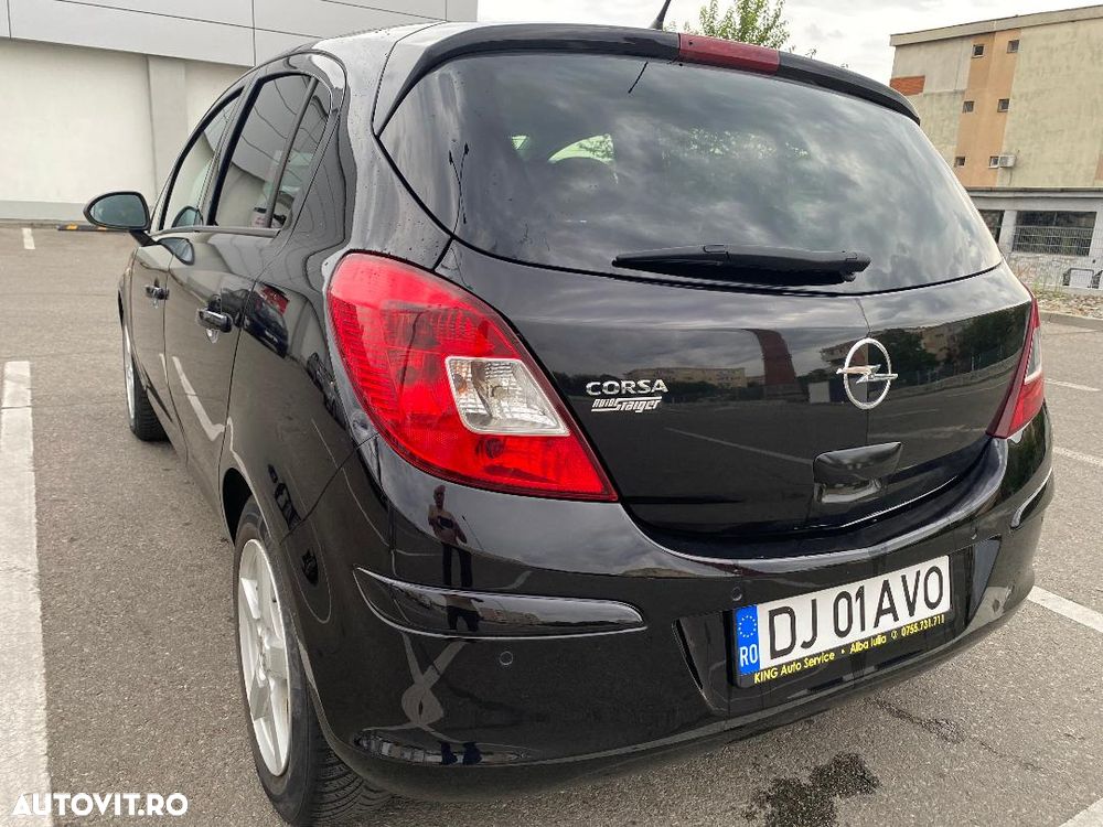 Opel Corsa 1.4 16V Edition 111 Jahre - 11