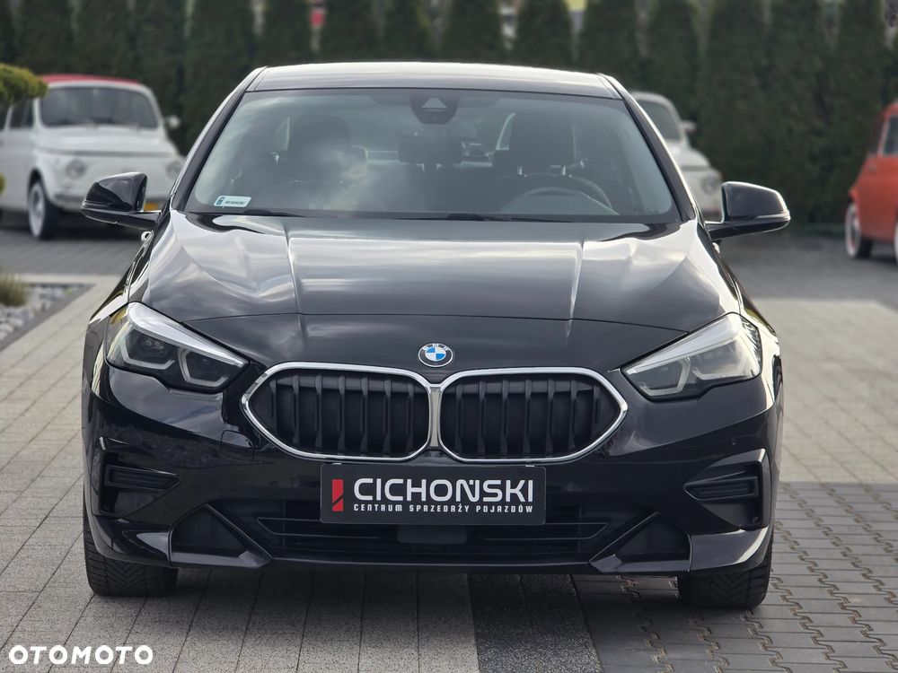 BMW Seria 2 220d xDrive Sport Line sport - 4
