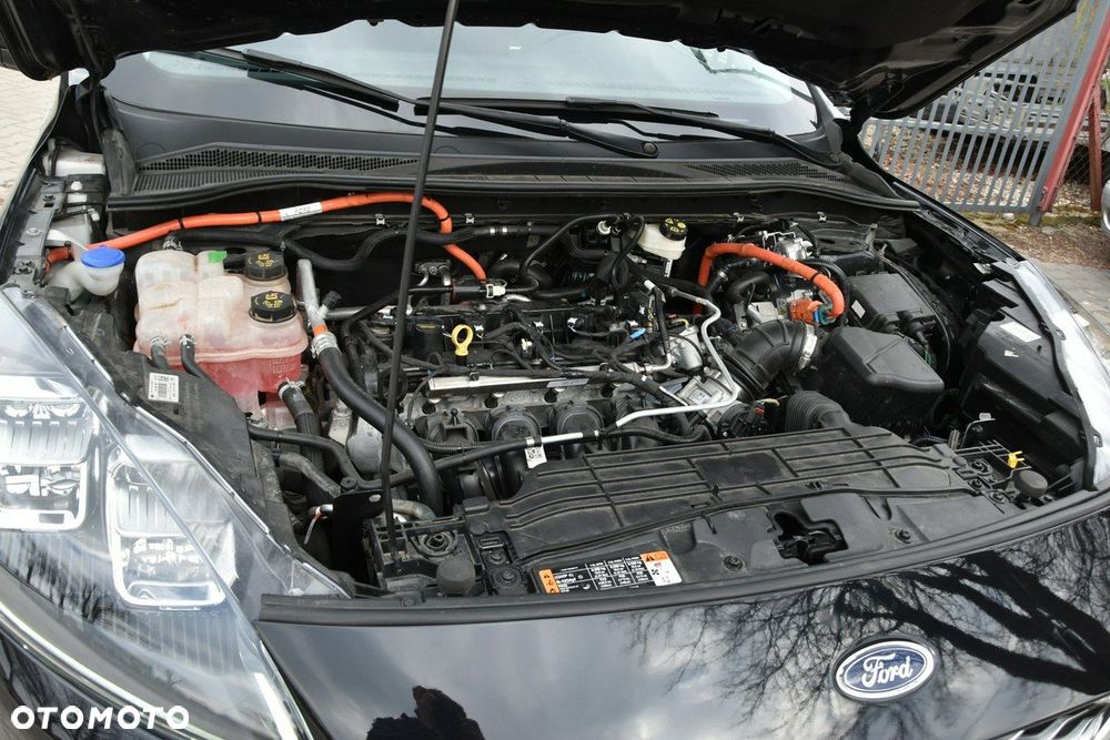 Ford Kuga - 35