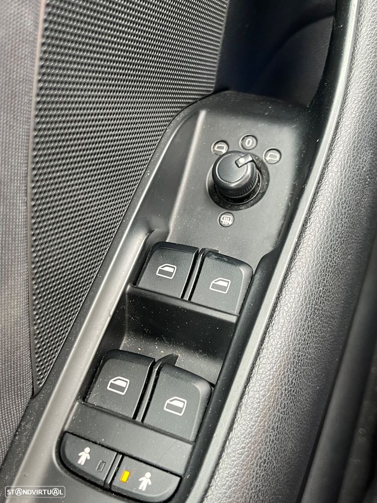 Audi A3 Limousine 1.6 TDI Attraction - 11