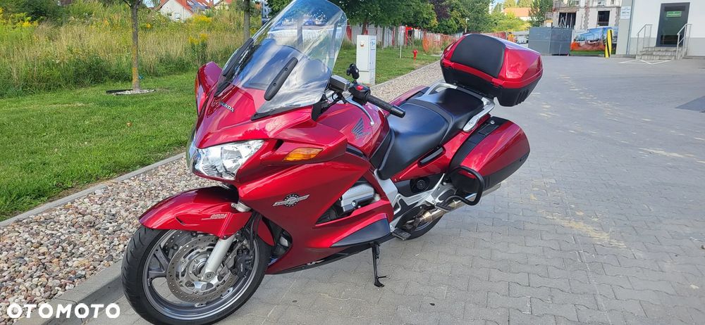 Honda ST - 6