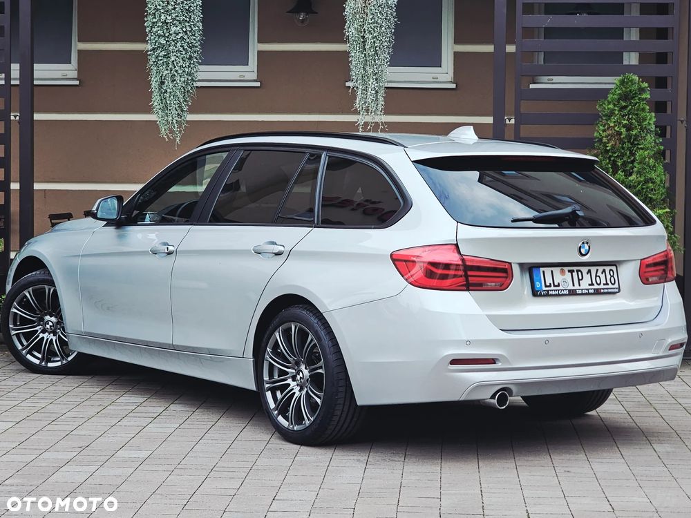 BMW Seria 3 318d Touring Sport Line - 20