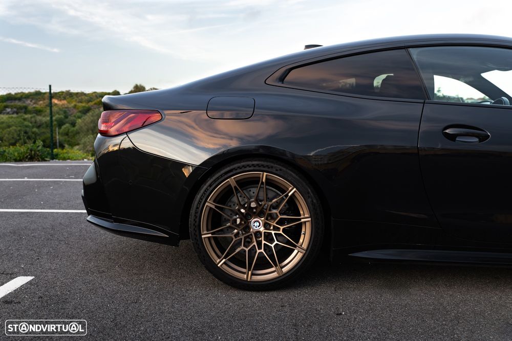 BMW M4 Competition xDrive - 10