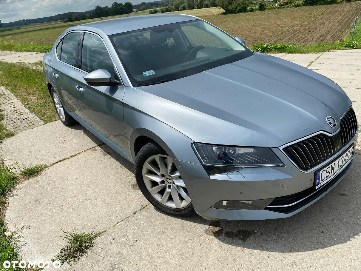 Skoda Superb 2.0 TDI Ambition DSG7 - 3