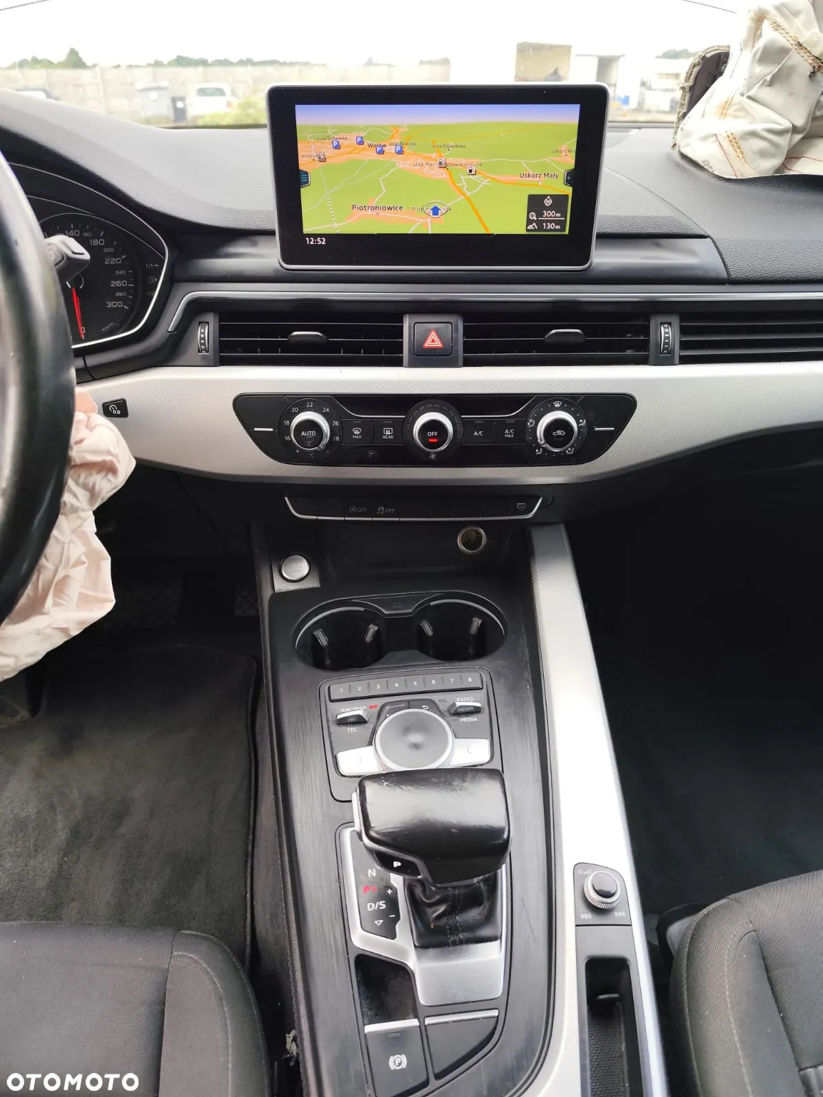 Audi A4 2.0 TDI Design S tronic - 25
