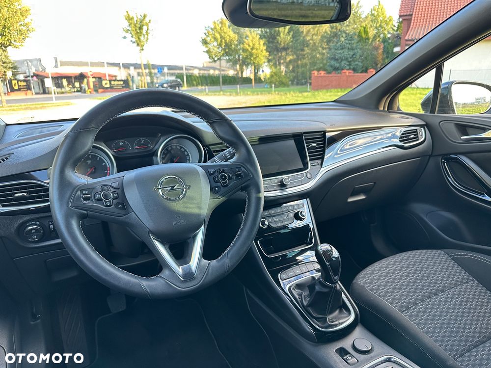 Opel Astra 1.4 T Dynamic S&S - 10
