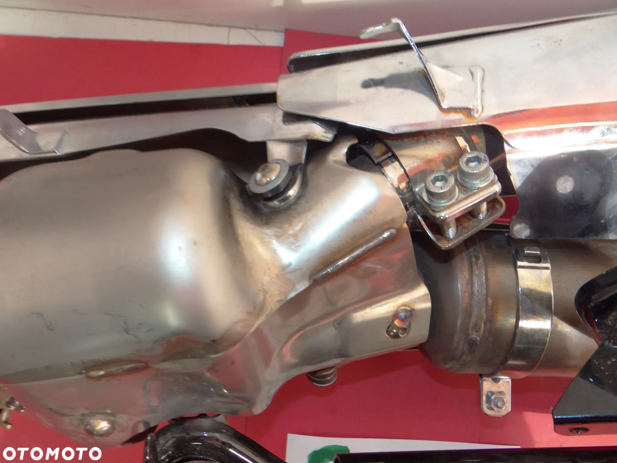 SUZUKI VZ VZR 1800 CAN VZ1800 Intruder M109R TŁUMIK WYDECH CAN X48G3X SUZ2VZ1800 USZKODZONY S032 - 11