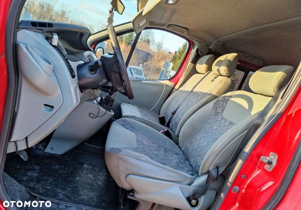 Opel Vivaro - 12