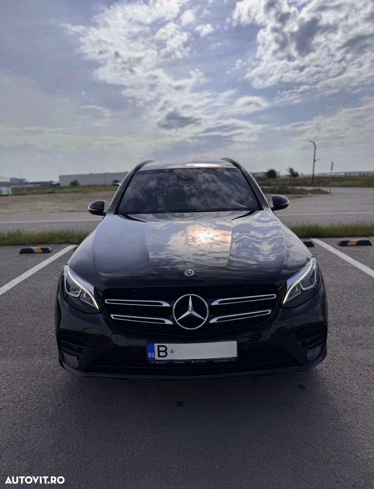 Mercedes-Benz GLC 250 d 4MATIC 9G-TRONIC AMG Line - 2