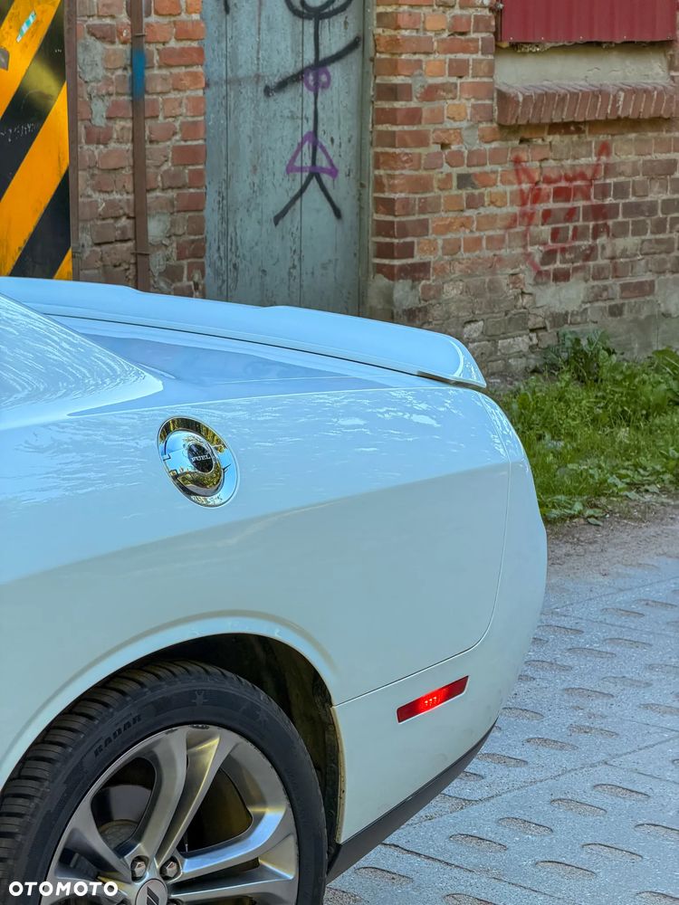 Dodge Challenger 5.7 R/T - 16