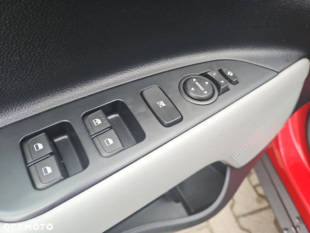 Kia Stonic 1.2 L - 19