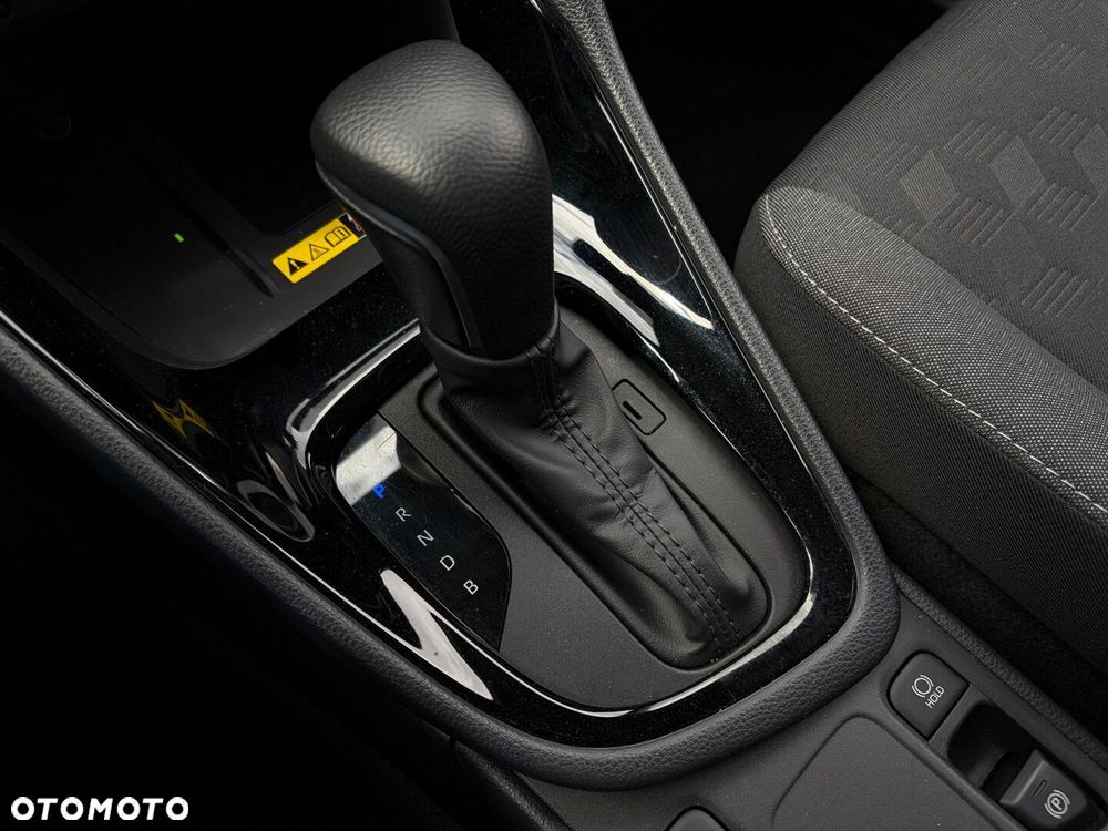 Toyota Yaris Hybrid 1.5 Style - 19