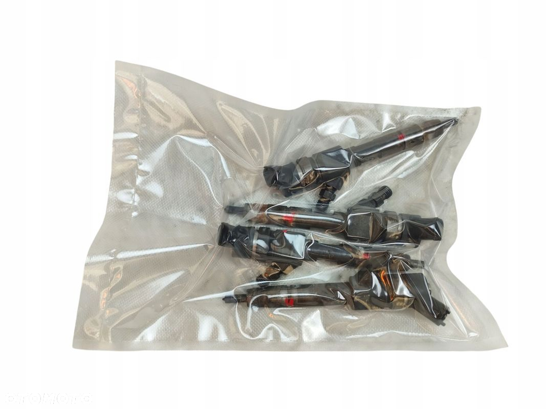 WTRYSKIWACZE KOMPLET RENAULT 1.9 DCI 8200389369 - 5